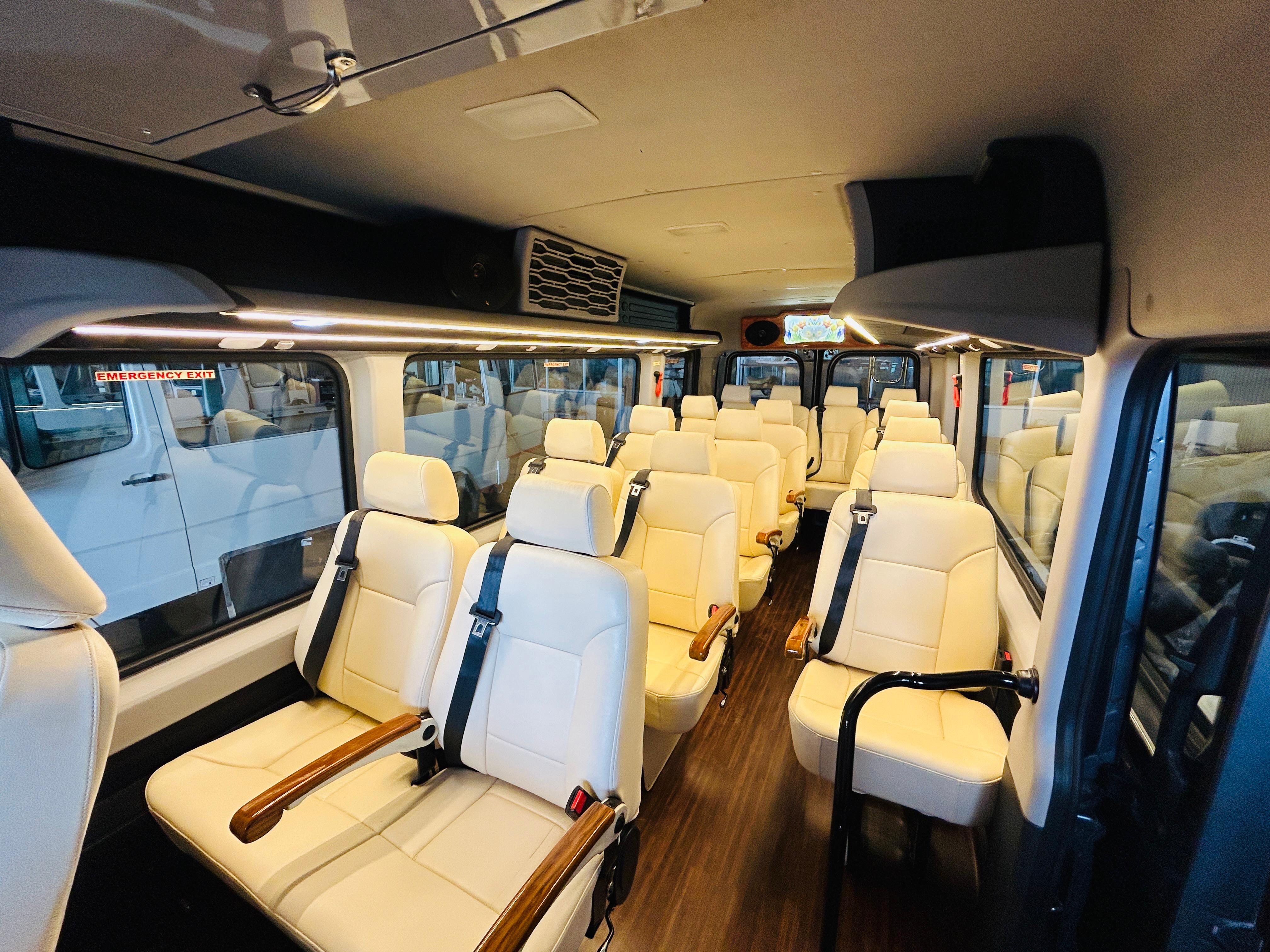 16 Seater Urbania